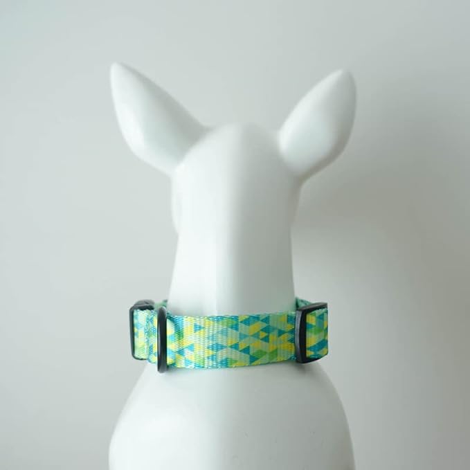 Dog Collars for Medium Dogs - Safety Buckle Durable Plastic Light-Weight, Girl Boy Dogs Collar for Medium Dog Collar with Cute Plaid Patterns Soft Adjustable (Green, M)