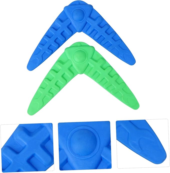 VICASKY 2Pcs Sturdy Dog Training Darts Chew Toys Interactive Flying Toys for Puppies and Small Breeds Molar Chew Design Great for Fetch and Teething Random Color