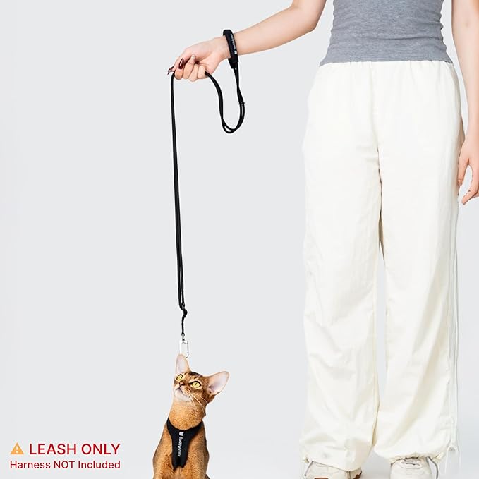 Hands Free Cat Leash Lightweight 4.1-7.2FT Adjustable Durable Rope Leash with Padded Handle, Versatile Crossbody Waist Lead for Cats Puppy ≤26lbs Outdoor Walking (Blush Pink, S)