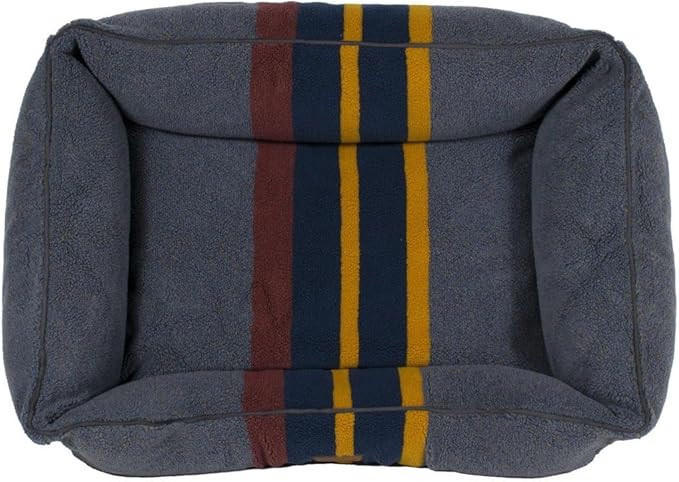 Pendleton Vintage Camp Berber Kuddler Dog Bed - Green Heather, Medium (30" w x 24" d x 9”h)