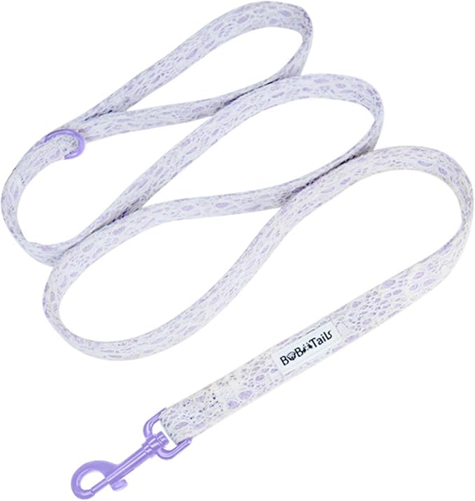 5 FT Stylish Dog Leash, Soft Dog Leashes with Comfortable Padded Handle, Metal Carabiner Clip, Strong No Pull Pet Leash for Small Medium Dogs for Walking, Shopping and Running