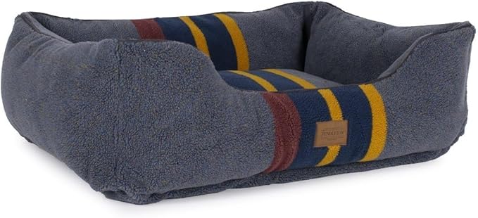 Pendleton Vintage Camp Berber Kuddler Dog Bed - Lake, Medium (30" w x 24" d x 9”h)