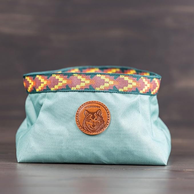 Wilderdog Backpacking Bowl - Holds Food & Water Up to 64oz - Seafoam