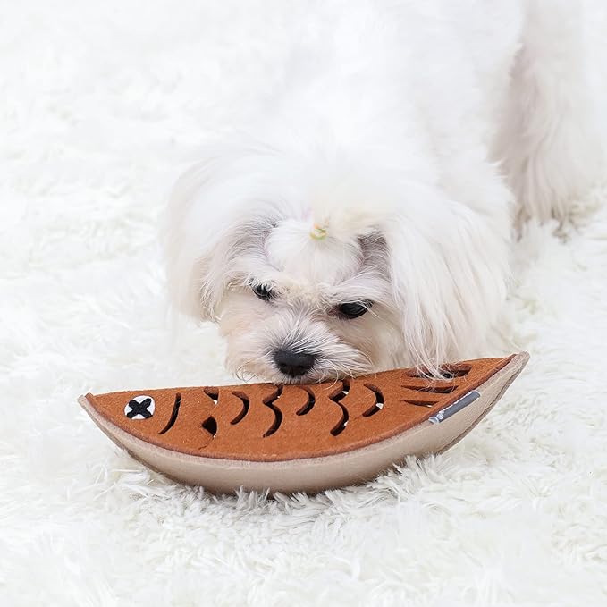 𝗨𝗜𝗤𝗘𝗟𝗬𝗦 Pets Sniffing Toys in Grilled Fish Shape, Dogs & Cats Sniffing Toys Interactive Game Puzzle Toys for Boredom and Stress Relief, Slow Feeding