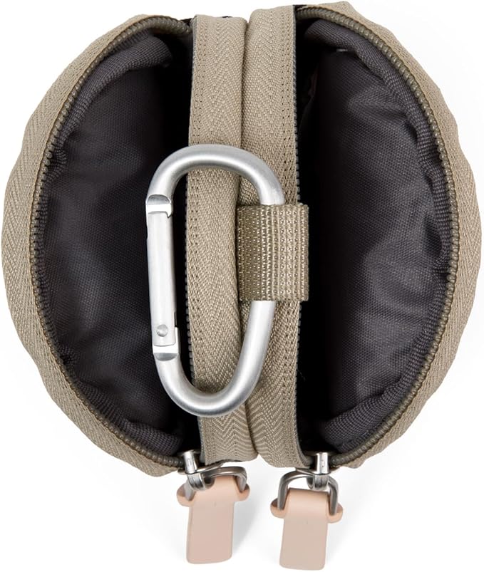 Cleverpup Snackpack Double Insulated Dog Treat Pouch – 1.5 Cup Capacity, 2 BPA-Free Waterproof Zipper Pockets, Carabiner for Belt/Leash – Compact Training & Travel Bag – Leopard