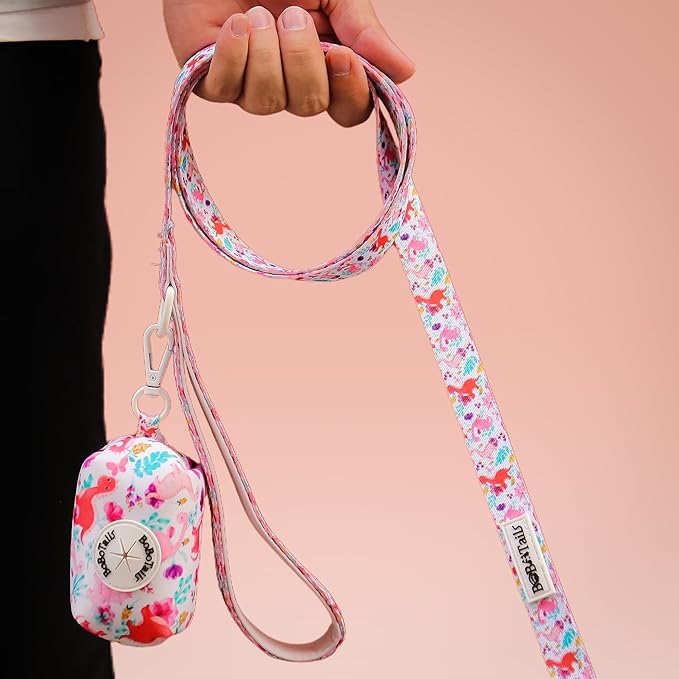 5 FT Stylish Dog Leash, Soft Dog Leashes with Comfortable Padded Handle, Metal Carabiner Clip, Strong No Pull Pet Leash for Small Medium Dogs for Walking, Shopping and Running