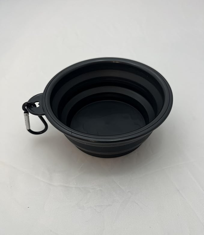 Dog Travel & Outdoor Kit 5-in-1 Black Collapsible Bowl, Rope Toy, Microfiber Bath Towel, Treat Bag & Poop Bag Holder with Bags – Portable, Travel-Ready Dog Walking, Hiking, and Camping.