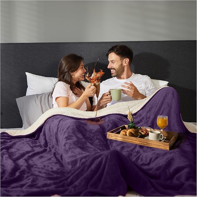 Waterproof Blanket for Bed Intimacy – Soft Sherpa Fleece (50"x80") – Leakproof & Absorbent Love Couples Blanket – Manta Impermeable para la Intimidad – Machine Washable, Splash Protection