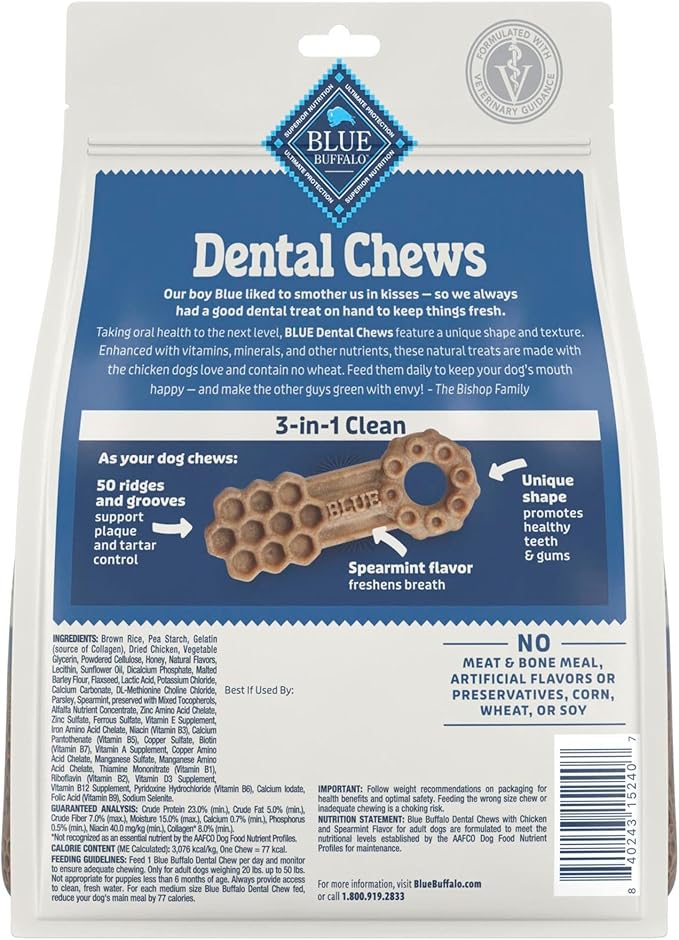 Blue Buffalo Medium Dental Chews for Dogs, Daily Dental Care Dog Treats Made in The USA with Natural Ingredients, Chicken & Spearmint (14 Count)