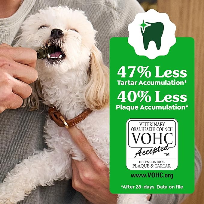 Greenies Dog Treats, Veterinarian-Recommended Natural Dental Dog Treats, Large Size, Blueberry Flavor, 12 oz. Pack, 8 Count
