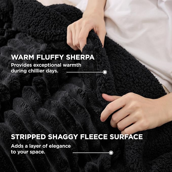 Bedsure Sherpa Blanket Twin Size for Couch - Super Soft, Cozy Fleece Thick Warm Blanket for Winter, GentleSoft Plush & Fluffy Throw Gift for Women, Home Room Decor, Black, 60x80 Inches