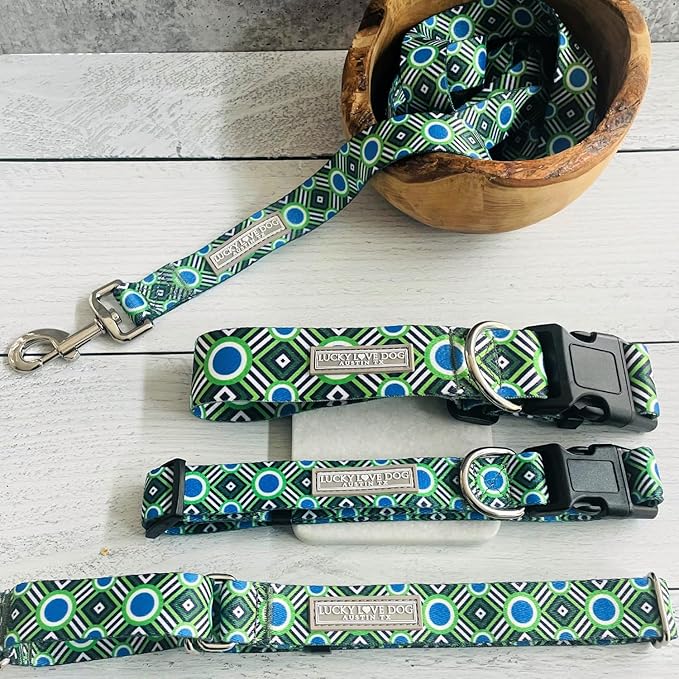 Lucky Love Dog - Adjustable Dog Collar with Easy Click Buckle for Small Dogs, Durable, & Comfortable for Male & Female Dogs, Pet Collar for Puppies & Adult Dogs - Leo, Small