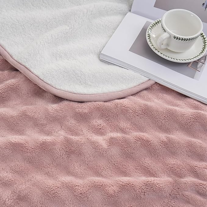 Waterproof Blanket for Bed Couch Sofa Car, Soft Leakproof Dog Blanket with 3D Bubble Pattern, Reversible Water Proof Pet Blankets for Dogs Cats Puppies (60"x80", Dusty Pink)