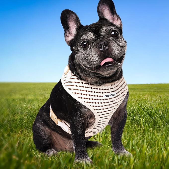 No Pull Dog Vest Harness for Small&Medium Dogs, Side Clip Adjustable Pet Vest, Soft Breathable, Fashion Dog Harnesses for Walking, Running, Shopping (Beige, M)