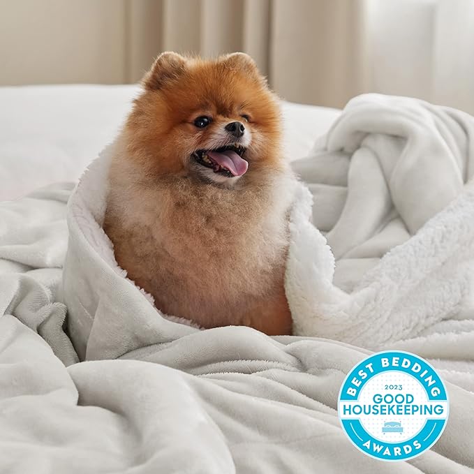 Bedsure GentleSoft Sherpa Fleece Blankets King Size for Bed, Non-Heated, Thick and Warm Throw for Women and Men, Soft Fuzzy Plush King Blanket for Winter, Linen, 108x90 Inches