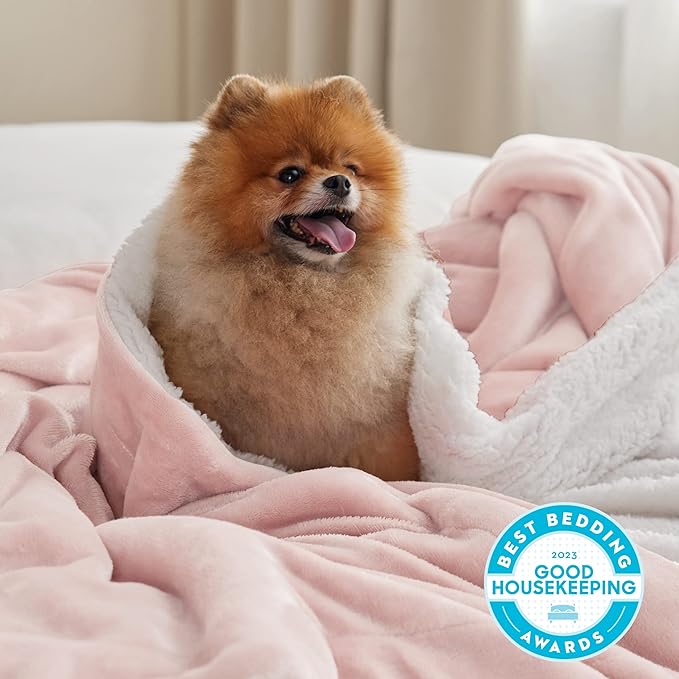 Bedsure GentleSoft Sherpa Fleece Blankets King Size for Bed, Non-Heated, Thick and Warm Throw for Women and Girls, Soft Fuzzy Plush King Blanket for Winter, Room Home Decor, Pink, 108x90 Inches