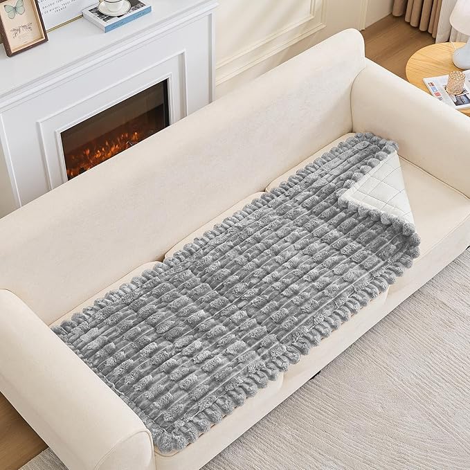 Couch Cover for Dogs, Non Slip Fuzzy Pet Couch Covers for Sofa,Pet Friendly Dog Mat for Couches and Sofas,Thick Soft Sofa Slipcovers Cushion Protector(Light Gray, 28" x 71"/70 x 180cm)