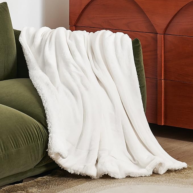 Bedsure GentleSoft Sherpa Fleece Throw Blanket for Couch, Non-Heated, Thick and Warm Throw for Women and Men, Soft Fuzzy Plush Blanket for Winter, White, 50x60 Inches
