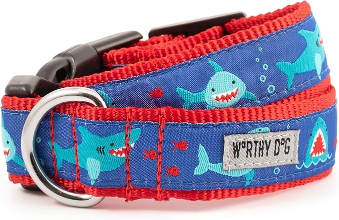 THE WORTHY DOG 5 FT Nylon Dog Leash for Small to Medium Dogs, Metal Quick Clip, Chomp Shark Pattern, Blue, Small