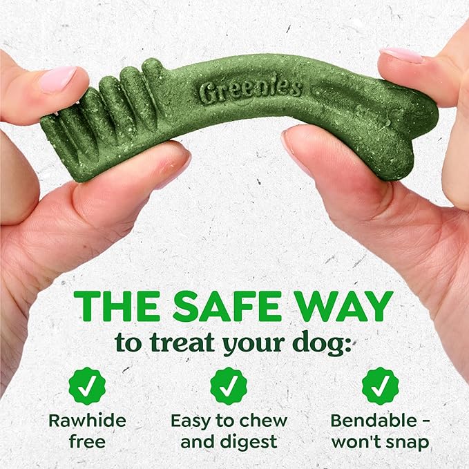 Greenies Veterinarian-Recommended Adult Natural Dental Dog Treats Regular Size, Dog Dental Chews, Original Flavor, 3 oz. Pack, 3 Count